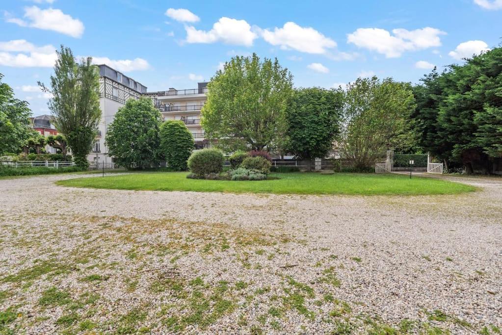 Studio 100M De La Plage & Casino Apartman Villers-sur-Mer Kültér fotó